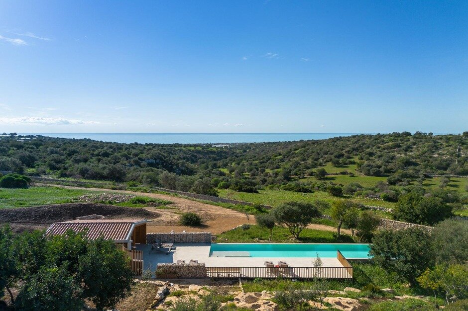 breathtaking sea view with swimming pool